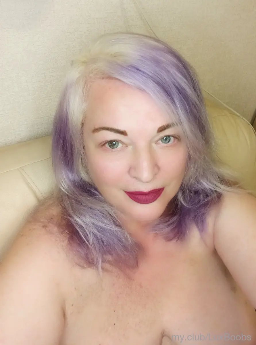 Exclusive photo by LuxBoobs 2026