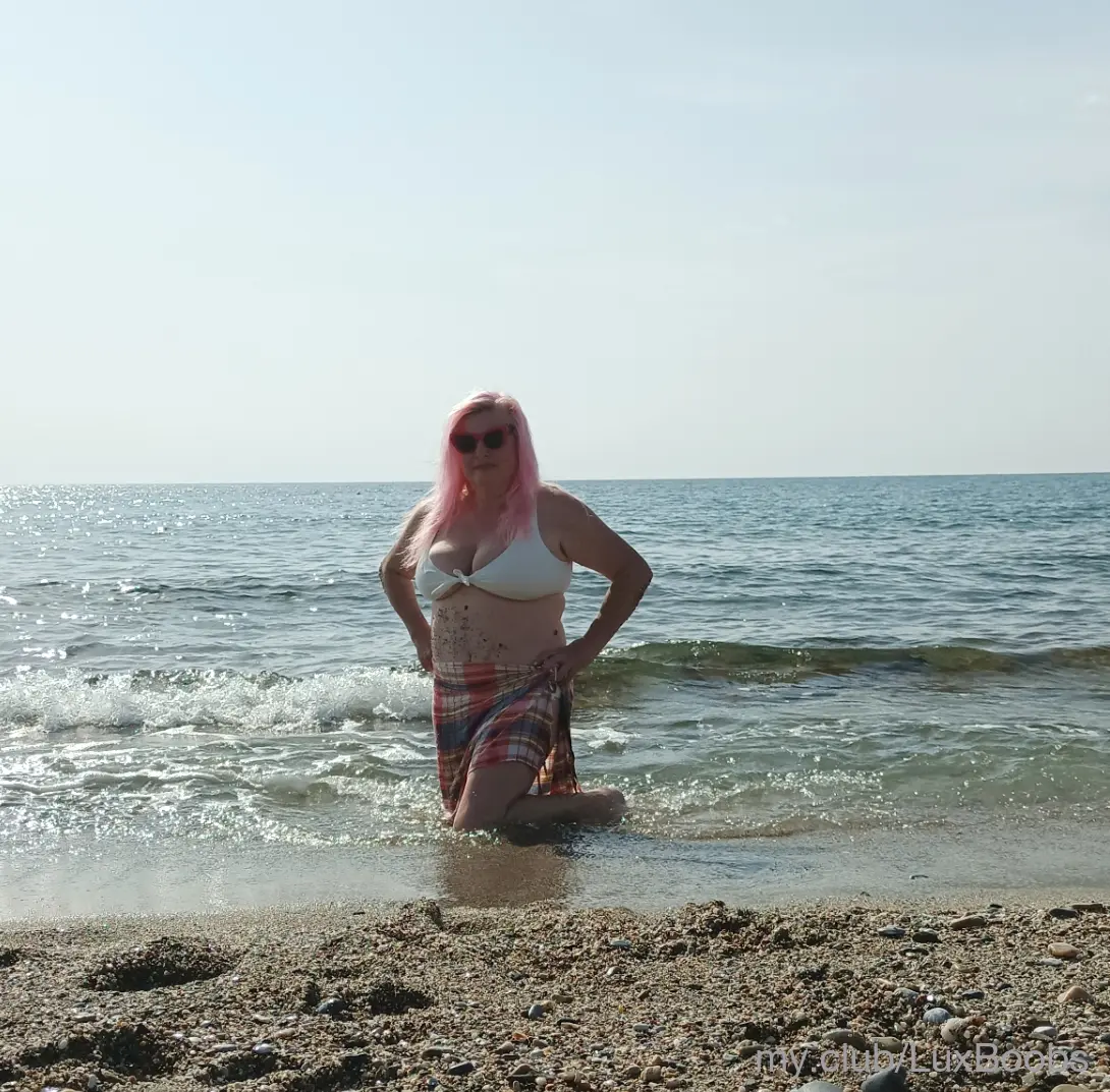 Exclusive photo by LuxBoobs 3107